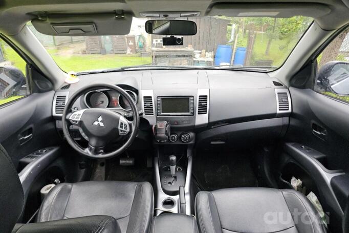 Mitsubishi Outlander 2008