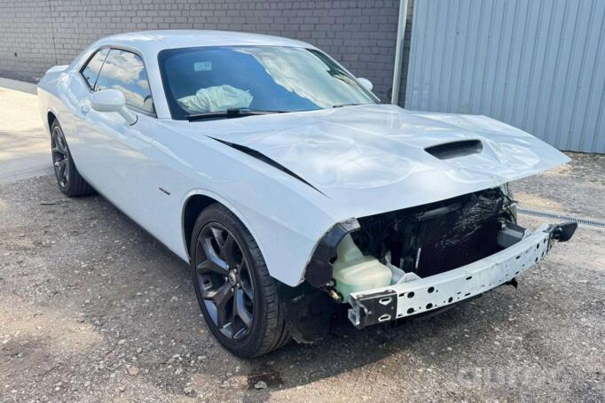 Dodge Challenger 3 generation [2th restyling] Coupe