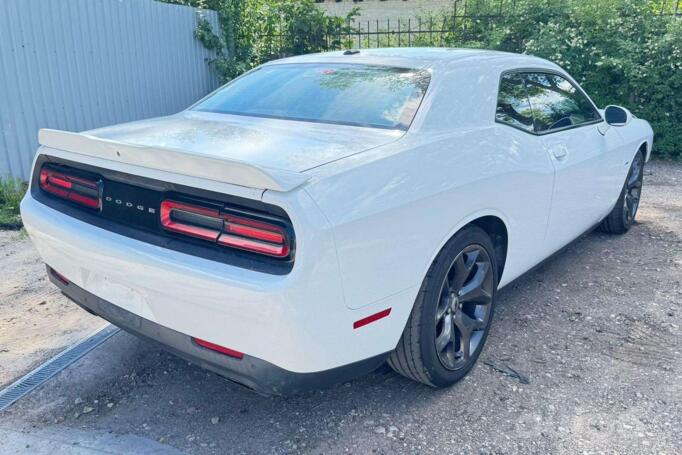 Dodge Challenger 3 generation [2th restyling] Coupe