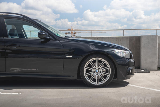 BMW 3 Series E90/E91/E92/E93 [restyling] Touring wagon