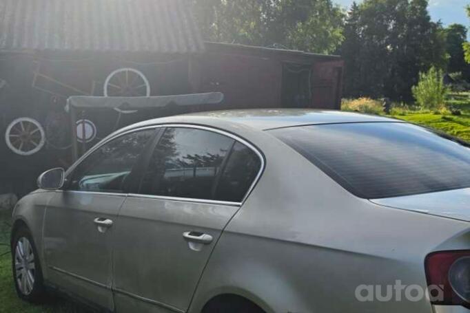 Volkswagen Passat B6 Sedan 4-doors