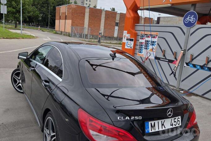 Mercedes-Benz CLA250 2014
