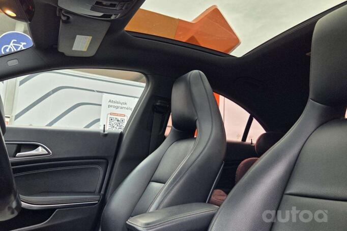 Mercedes-Benz CLA250 2014