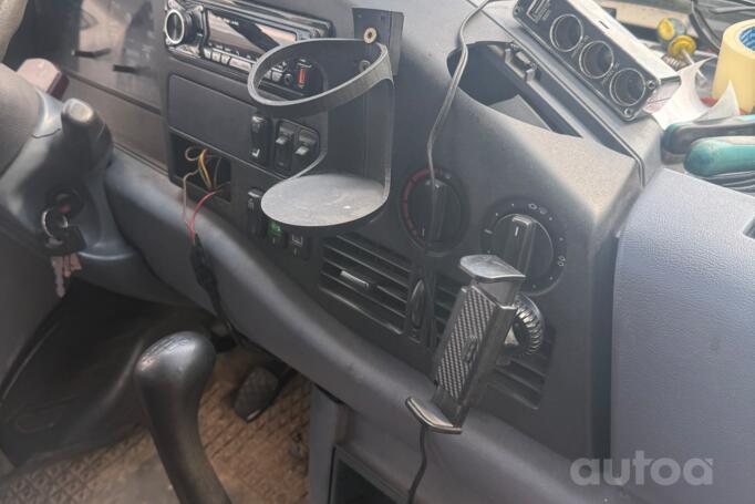 Mercedes-Benz Sprinter First generation