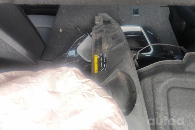Audi Q2 1 generation Crossover