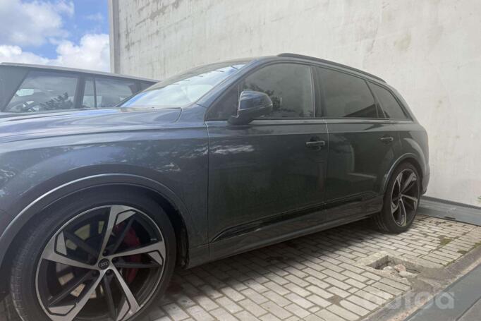 Audi SQ7 2021