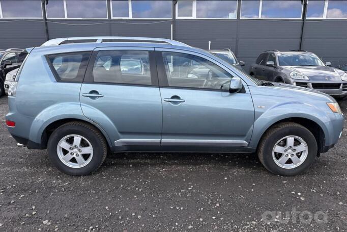 Mitsubishi Outlander 2 generation