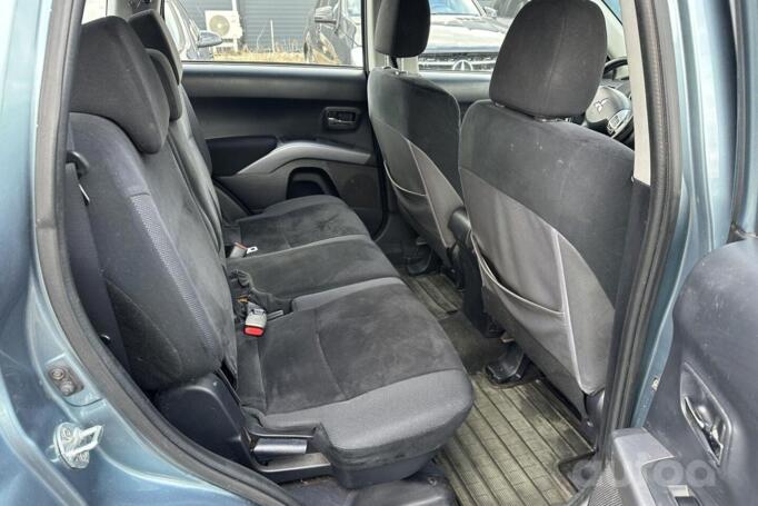 Mitsubishi Outlander 2 generation