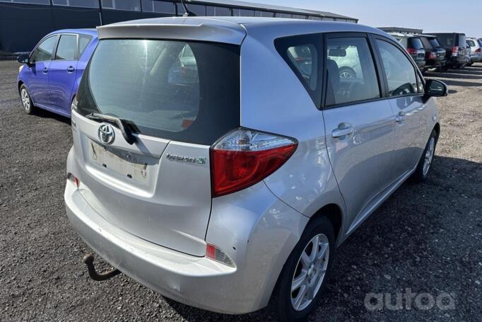 Toyota Verso-S 1 generation Minivan