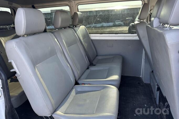 Volkswagen Transporter T5 [restyling] Crew Bus minivan 4-doors