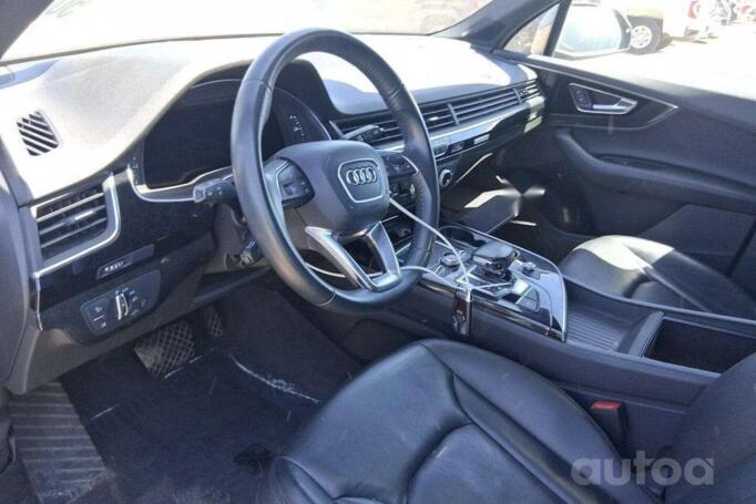 Audi Q7 4M Crossover