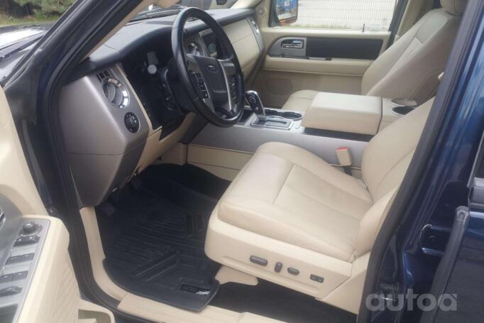 Ford Expedition U324 [restyling]