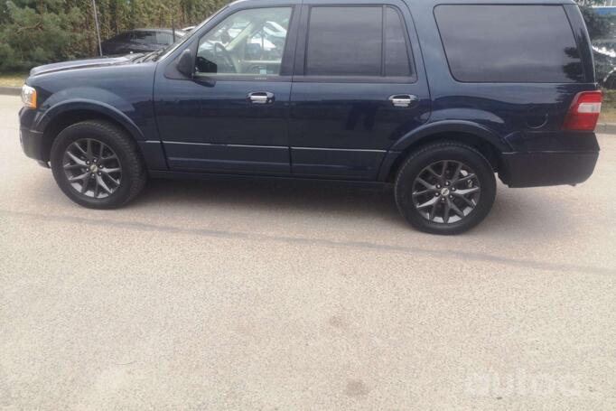 Ford Expedition U324 [restyling]
