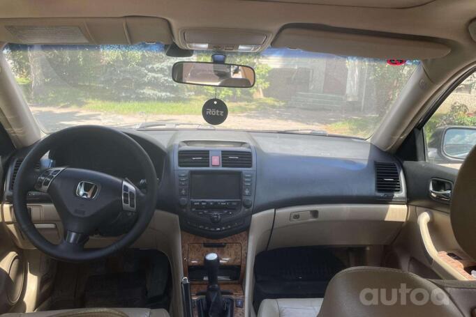 Honda Accord 7 generation Sedan 4-doors