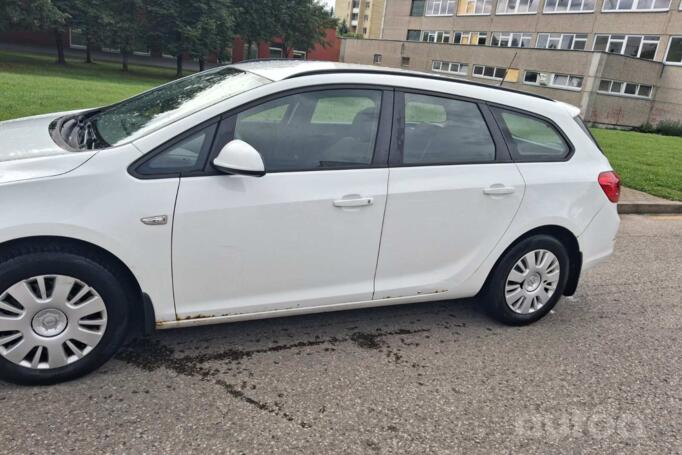 Opel Astra J [restyling] Sports Tourer wagon 5-doors