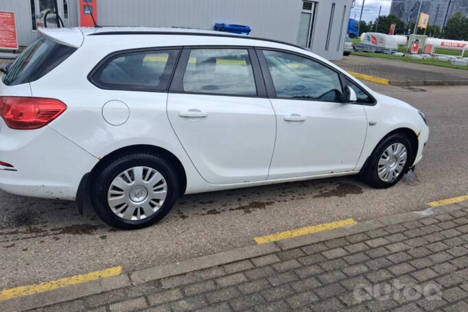 Opel Astra J [restyling] Sports Tourer wagon 5-doors