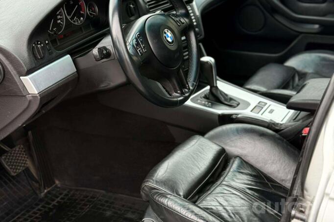 BMW 530 2002