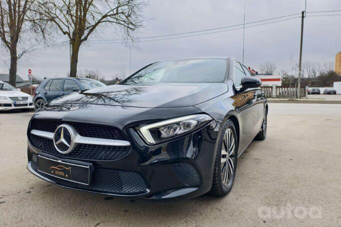 Mercedes-Benz A180 W117/V177 (2018-2021) Hatchback 5-doors