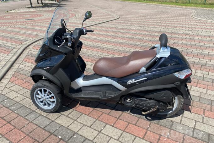 Piaggio MP3