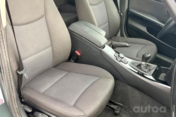 BMW 3 Series E90/E91/E92/E93 [restyling] Touring wagon