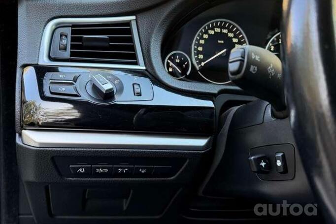 BMW 5 Series F07/F10/F11 Gran Turismo liftback