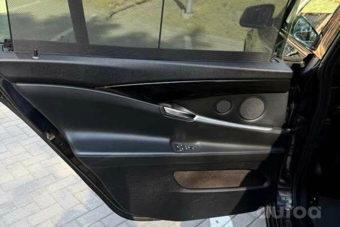 BMW 5 Series F07/F10/F11 Gran Turismo liftback