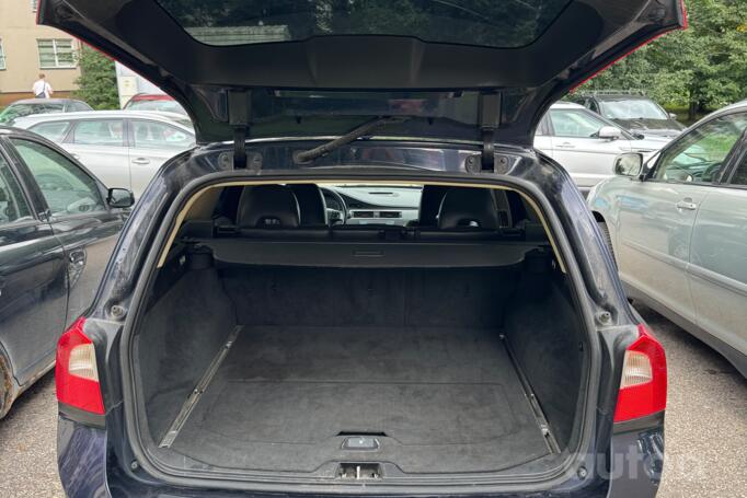 Volvo V70 3 generation wagon
