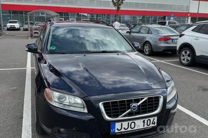 Volvo V70 3 generation wagon