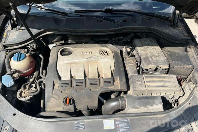 Volkswagen Passat B6 wagon 5-doors