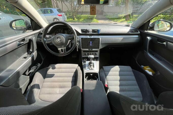 Volkswagen Passat B6 wagon 5-doors
