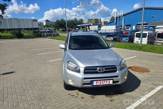 Toyota RAV4 3 generation Crossover