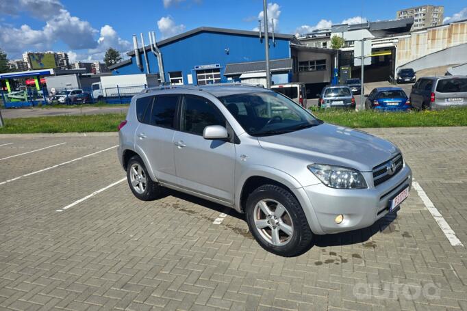 Toyota RAV4 3 generation Crossover