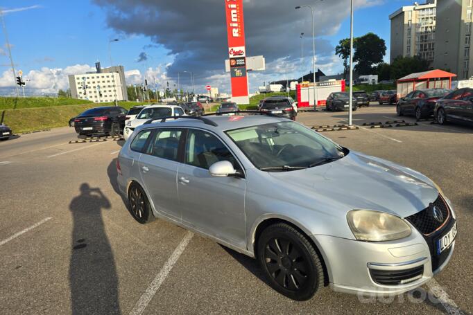 Volkswagen Golf 5 generation Hatchback 5-doors