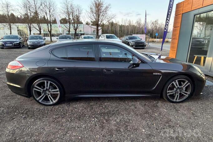 Porsche Panamera 970 Liftback