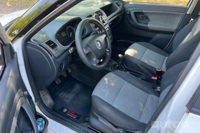 Skoda Fabia 5J Combi wagon 5-doors