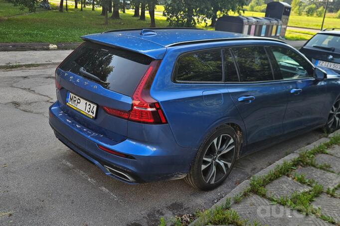 Volvo V60 2 generation wagon 5-doors