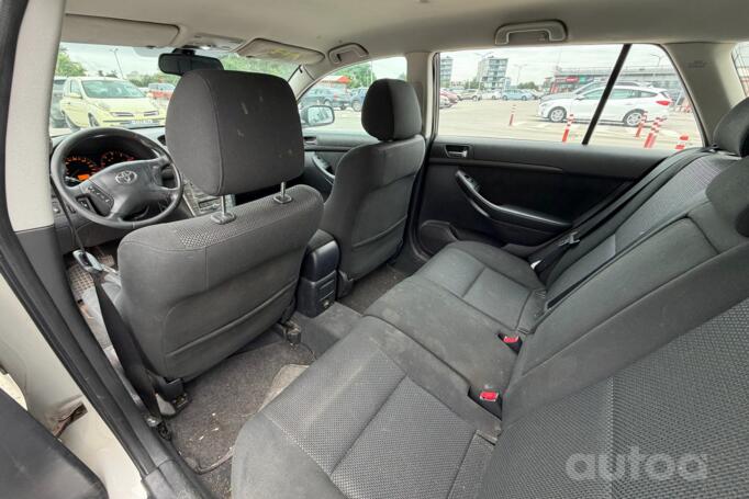 Toyota Avensis 2 generation wagon
