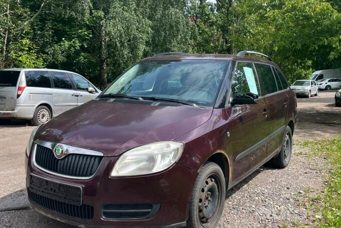 Skoda Fabia 5J [restyling] Combi wagon 5-doors