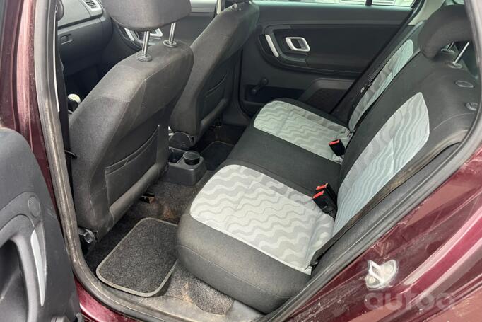 Skoda Fabia 5J [restyling] Combi wagon 5-doors