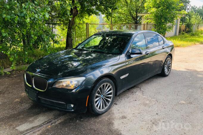 BMW 7 Series F01/F02 Sedan