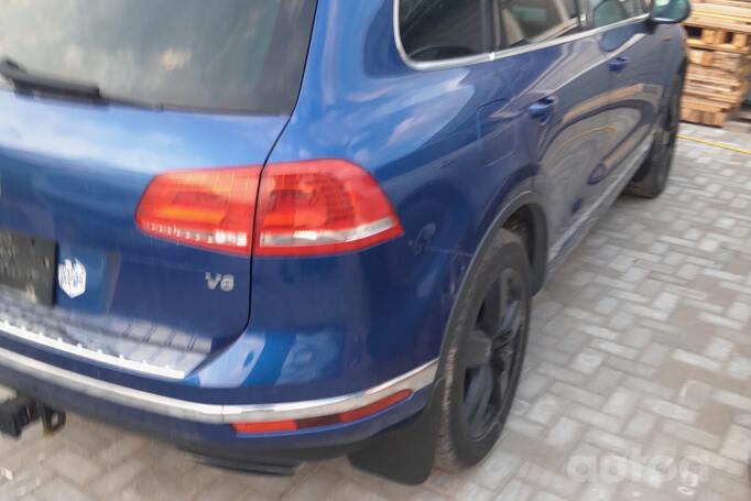 Volkswagen Touareg 2 generation [restyling] Crossover
