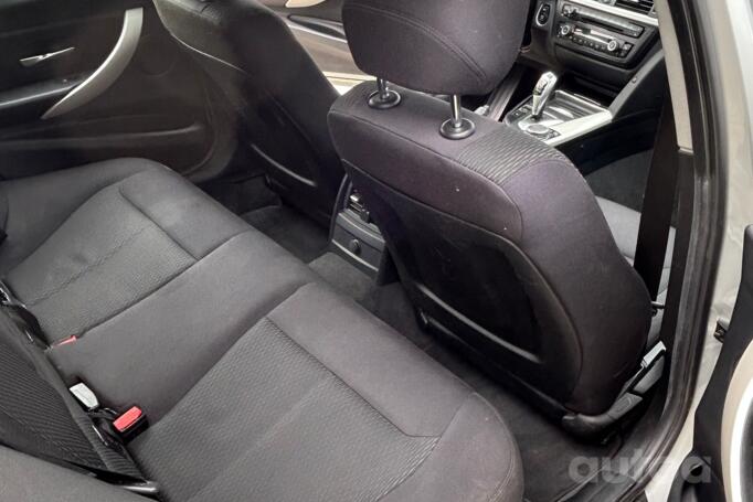 BMW 320 2013