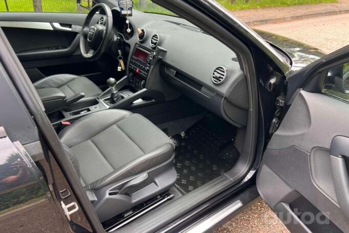 Audi A3 8P/8PA [restyling] Sportback hatchback 5-doors