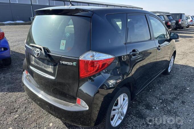Toyota Verso-S 1 generation Minivan