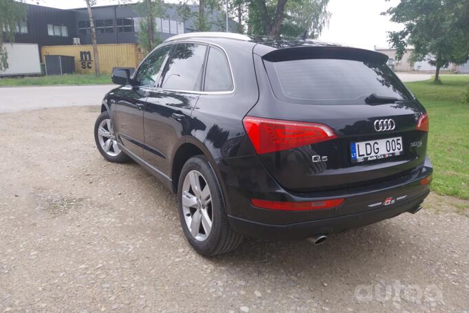 Audi Q5 8R Crossover