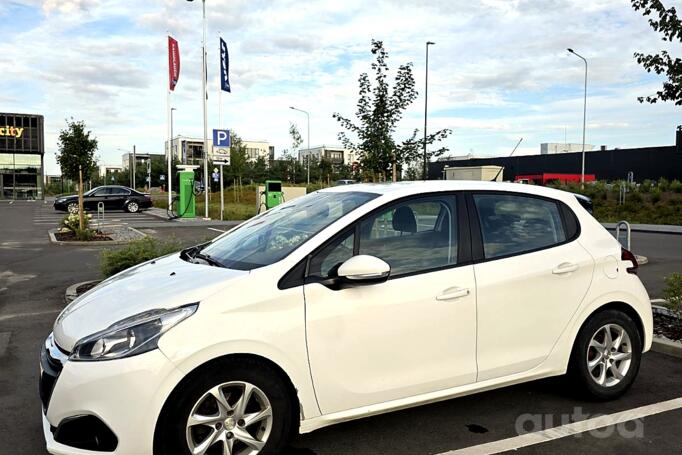 Peugeot 208 1 generation [restyling]