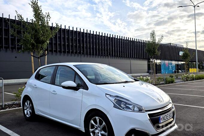 Peugeot 208 1 generation [restyling]