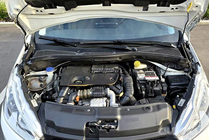 Peugeot 208 1 generation [restyling]