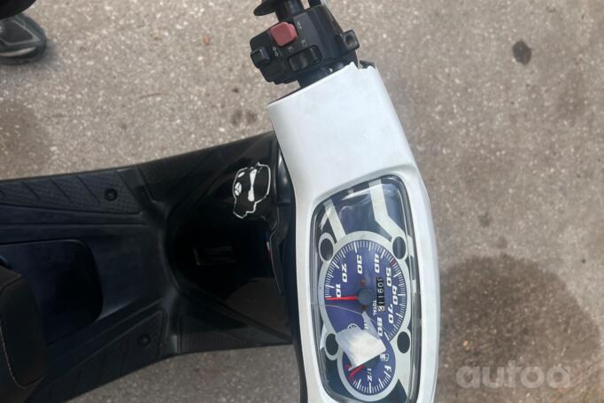 Yamaha BWs