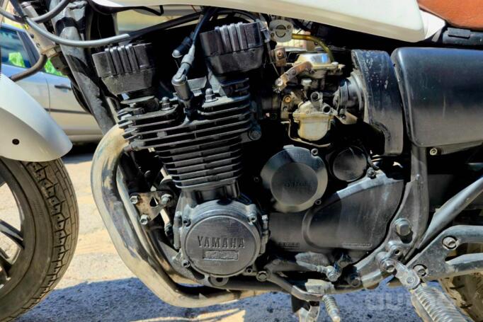 Yamaha XJ
